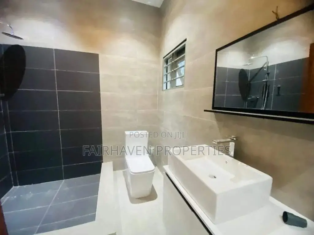 4bdrm House in Fairhaven Properties, Adenta for sale