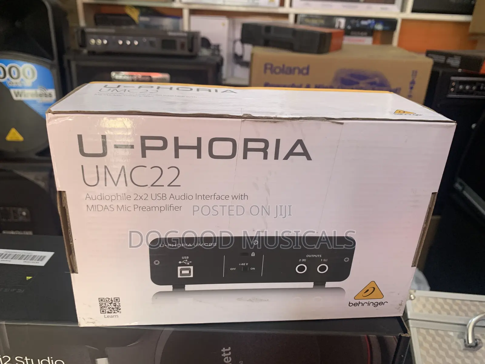 Behringer UMC22 Audiophile 2x2 USB Audio Interface