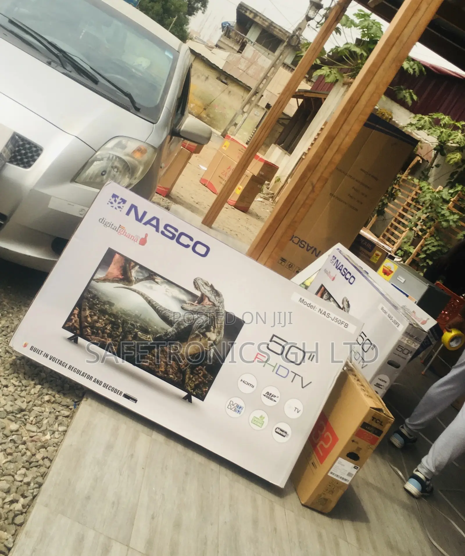 Nasco 50 Inches Glossy Led Full HD Black Electric Tv