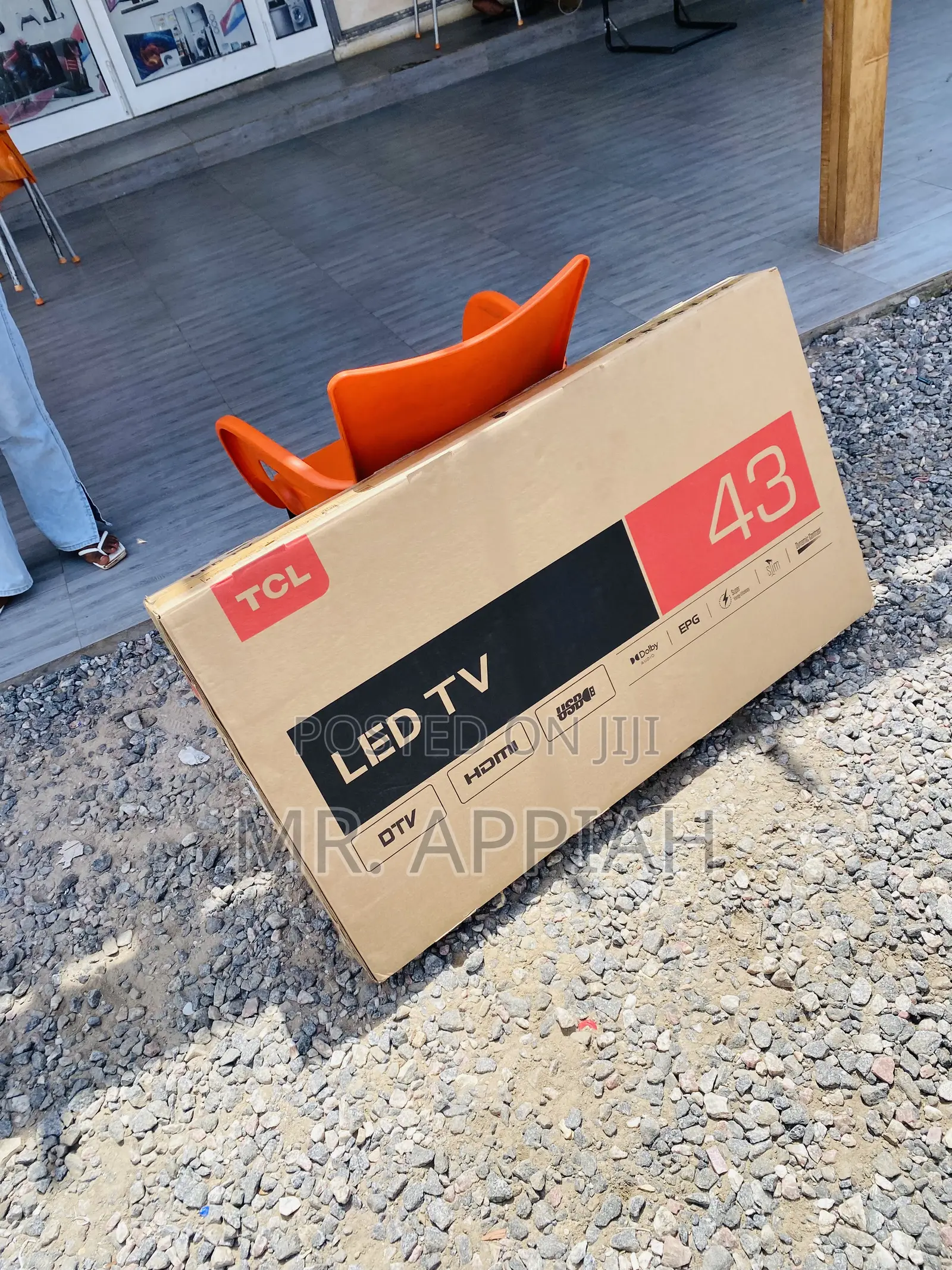 Energy Efficient TCL 43d3200 43 Inch Full HD Electric Tv.