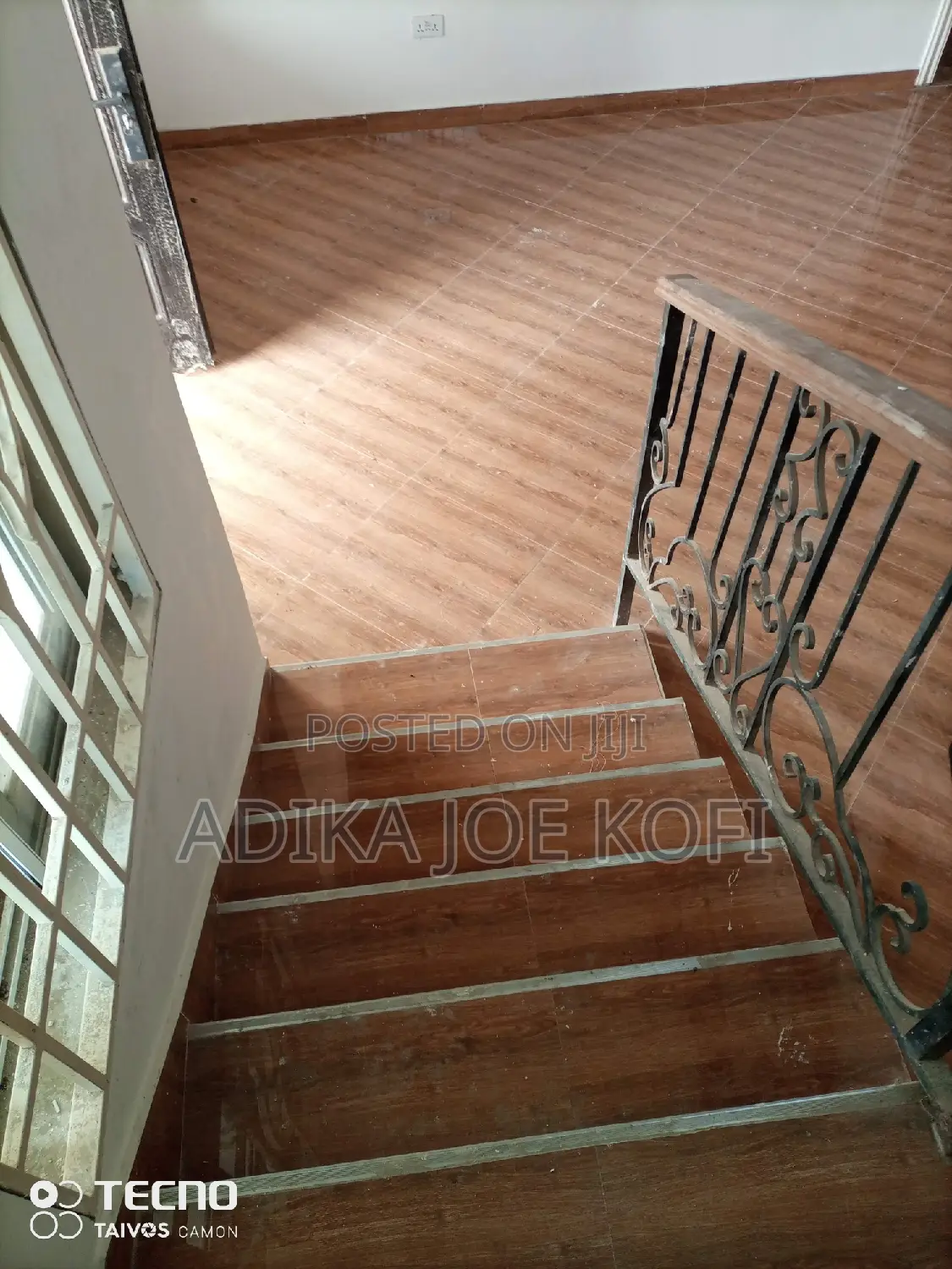 Joefel Tilling Construction Decor