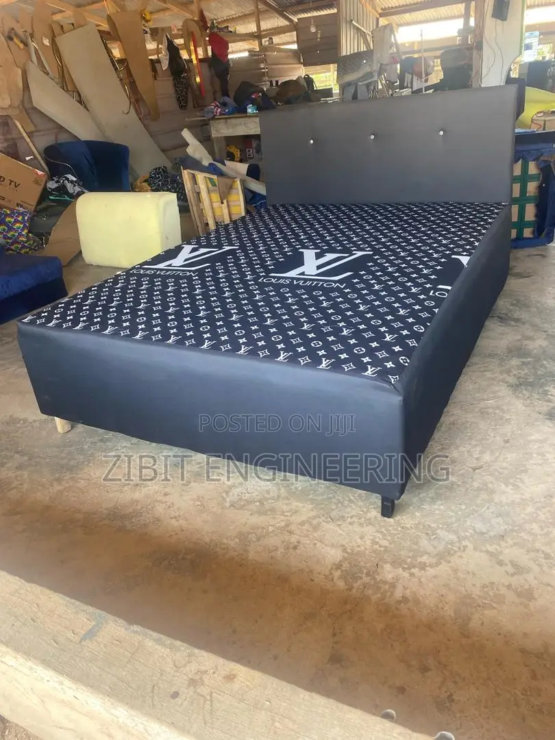 Inbuilt Double Bed