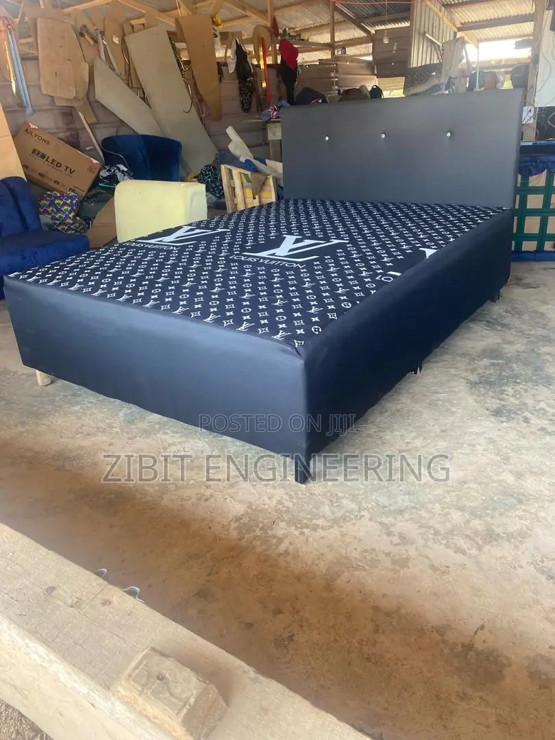 Inbuilt Double Bed