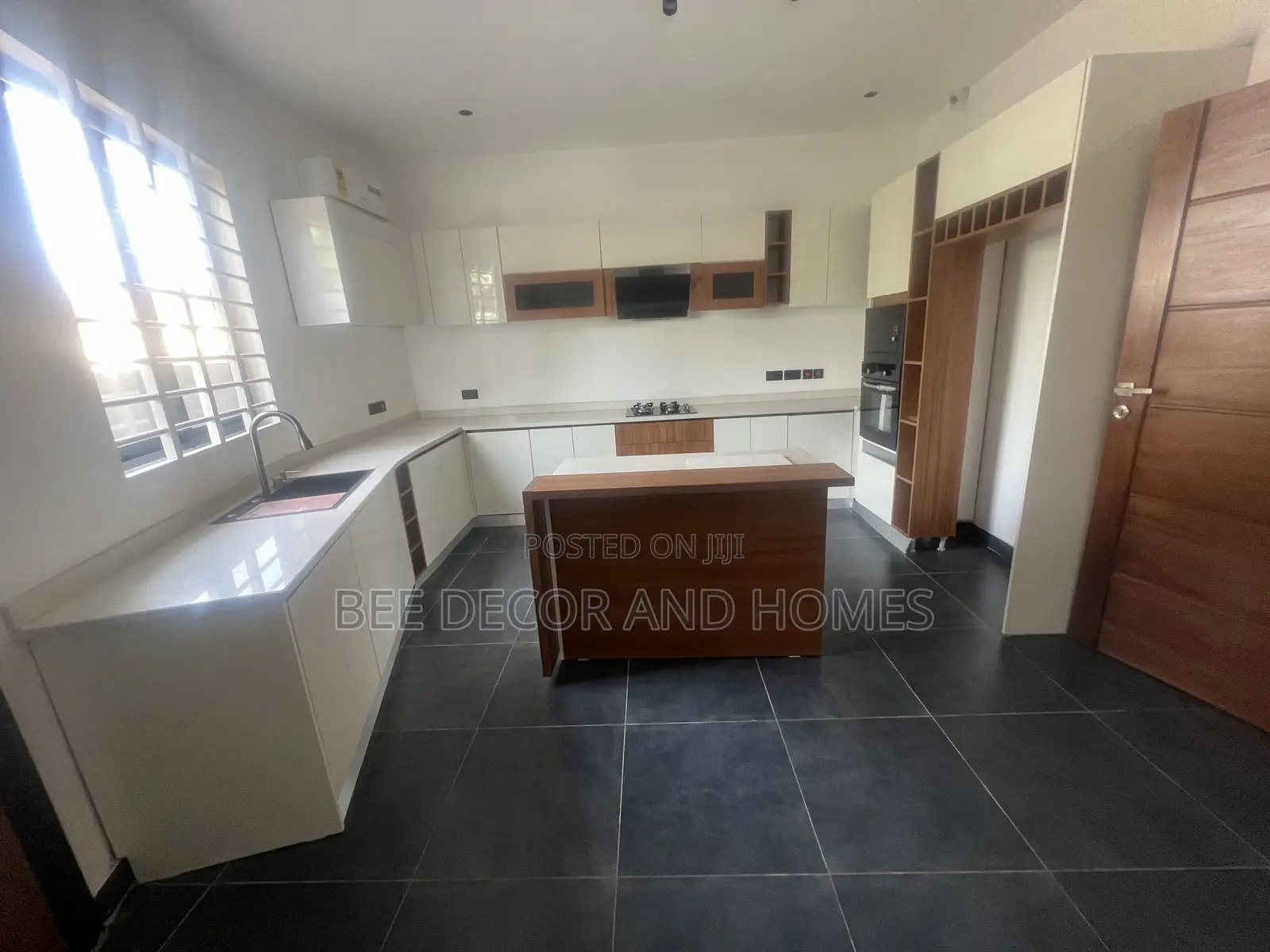4bdrm House in Bee Decor & Home’S, Oyarifa for sale
