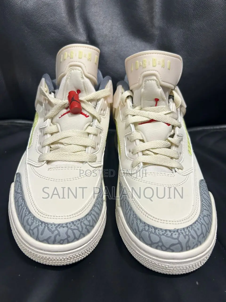 Air Jordan 4