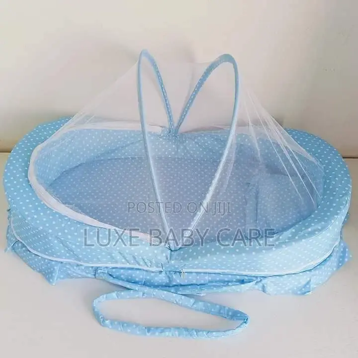Baby Bed With Mosquito Net and Pillow