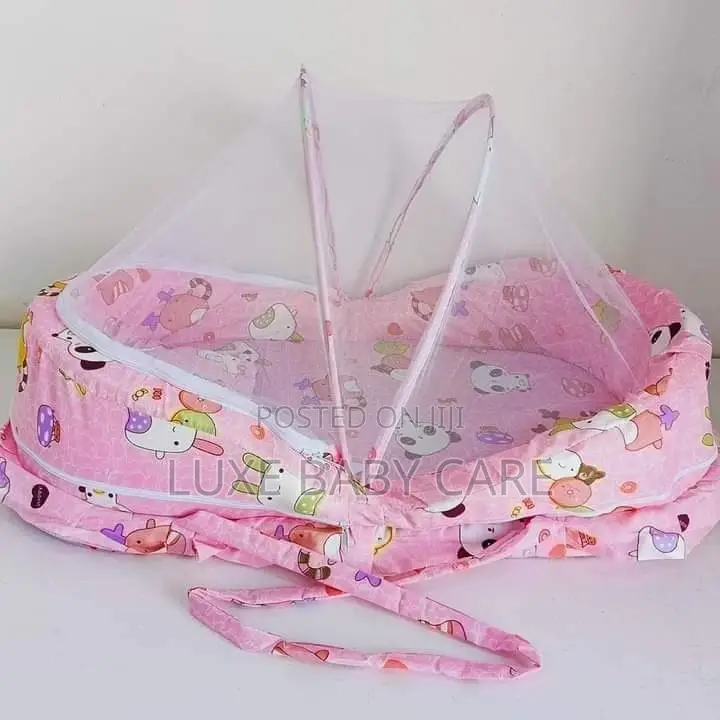 Baby Bed With Mosquito Net and Pillow