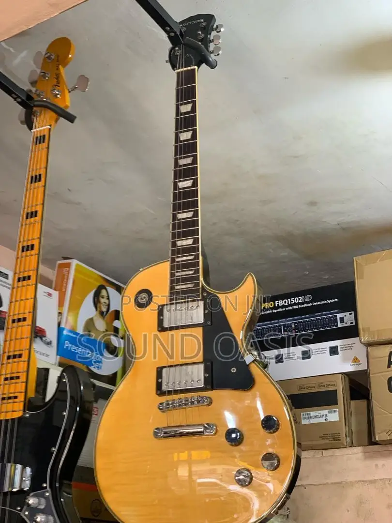 Givson Lead Guitar/ Electric Guitar and Bag