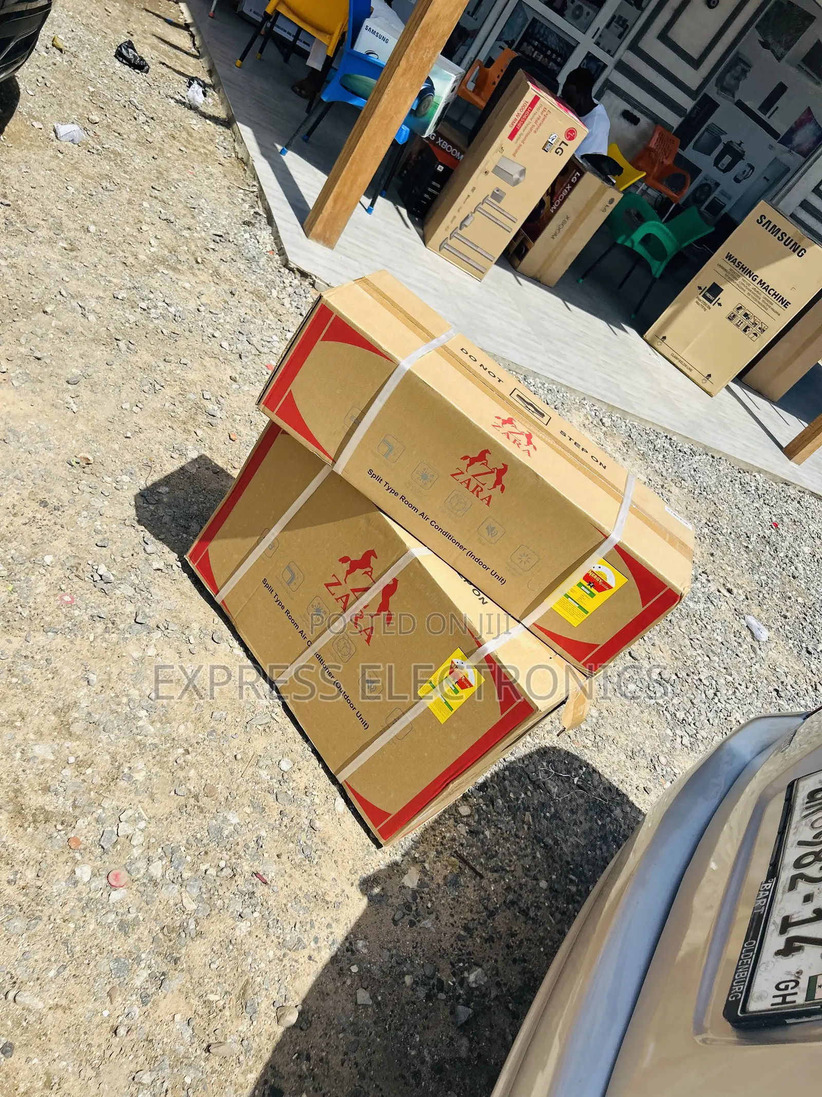 Available Now at Store Zara 1.5hp Split R410 Gas