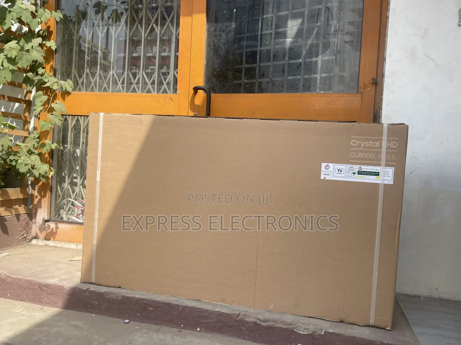 Ultra Modern UHD Smart Samsung 65”Cu7000 Tv 