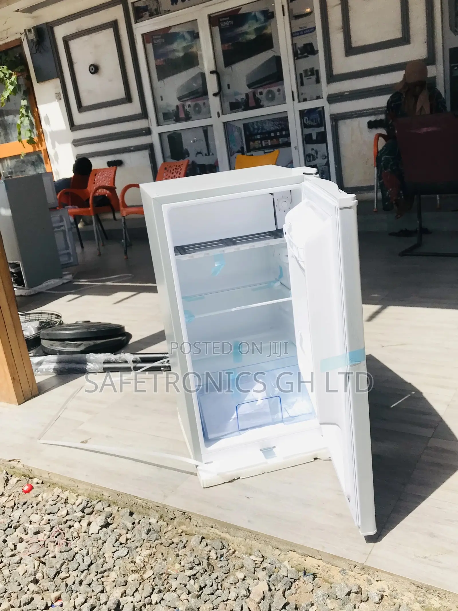 Topfreezer 80 Liters Singledoor Tabletop Pearl Fridge