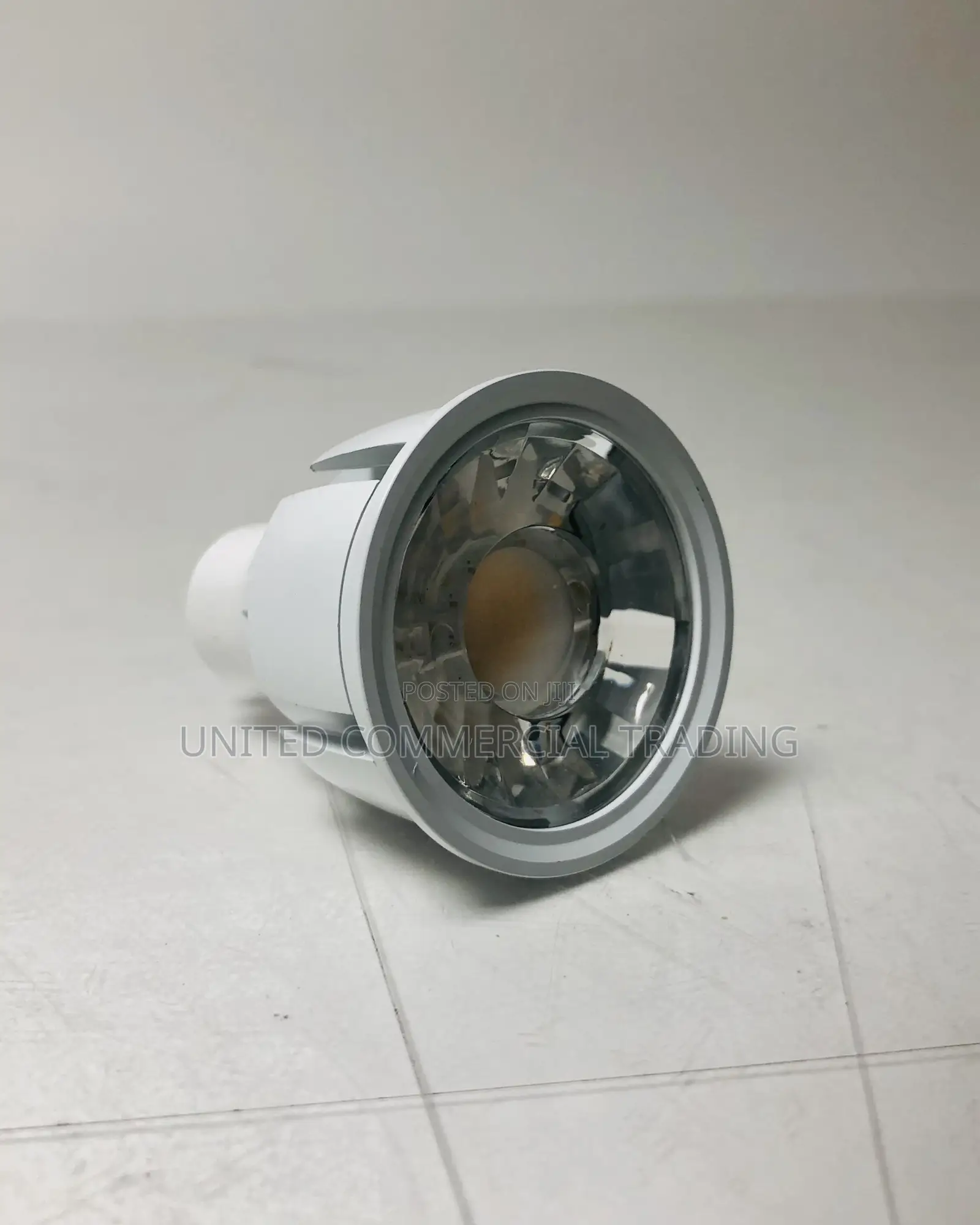 LED Cup Lamp ()