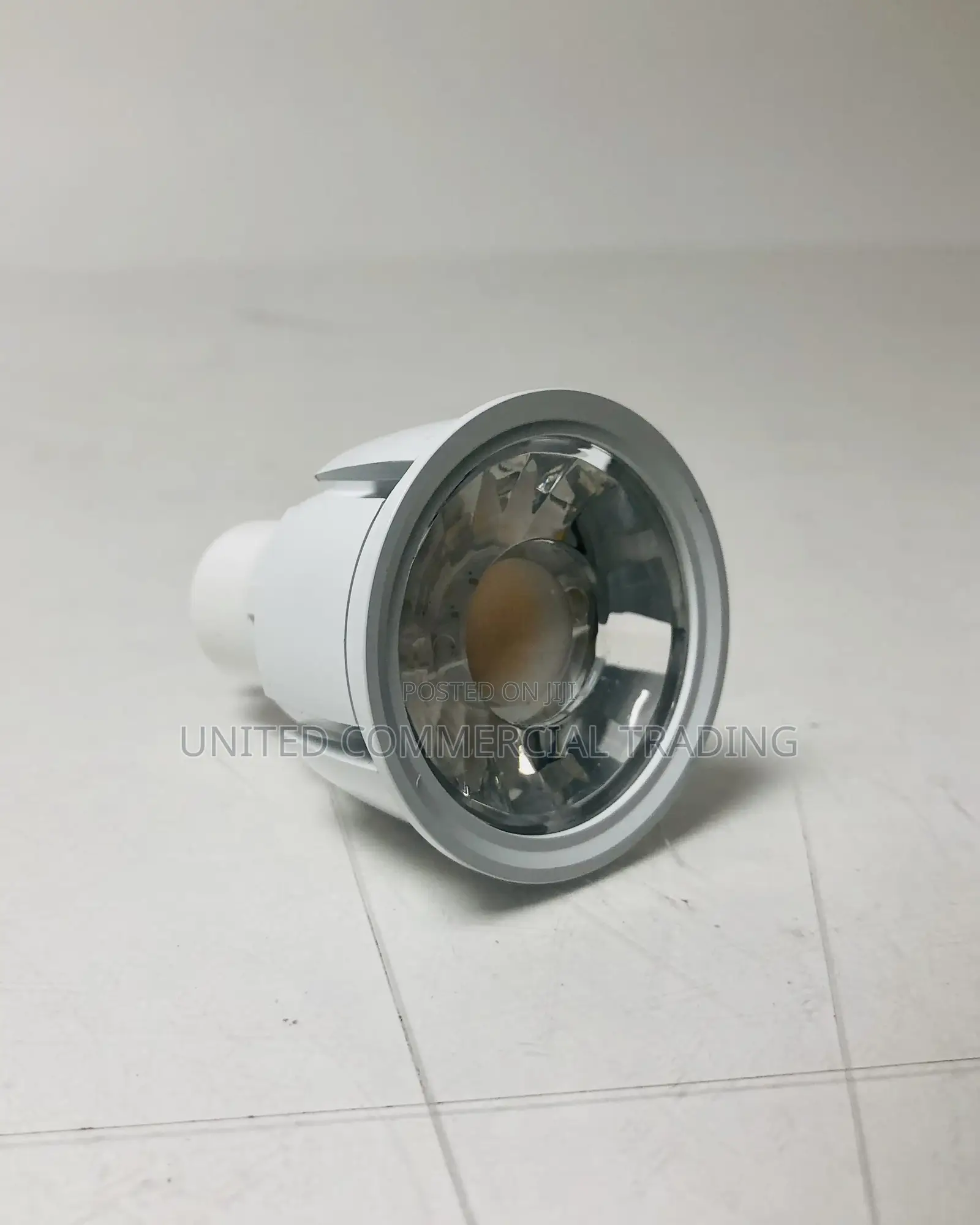 LED Cup Lamp ()