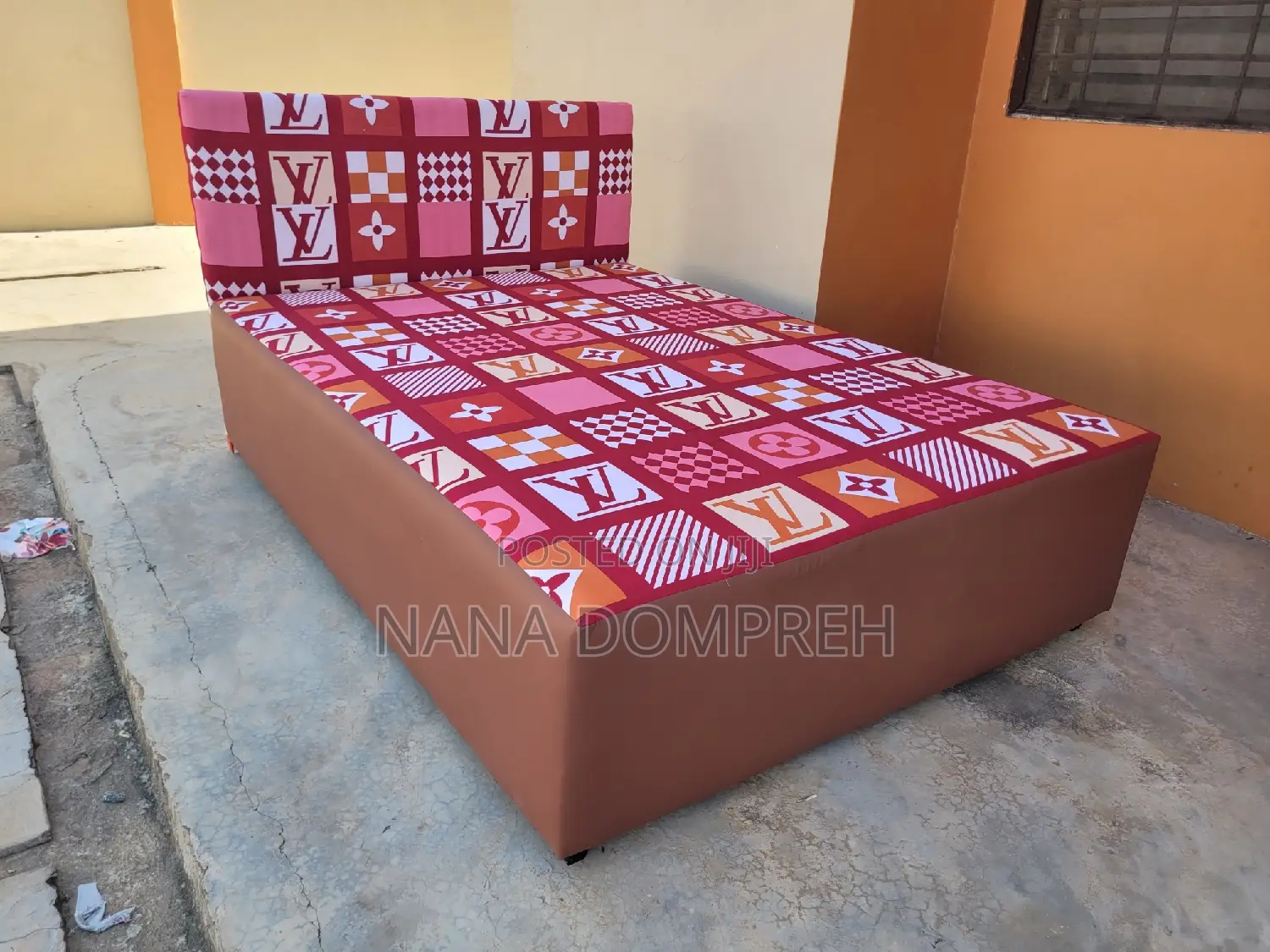 Inbuilt Double Bed