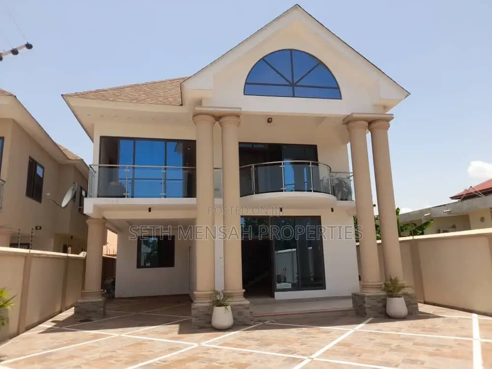 4bdrm House in Skm, West Legon for sale