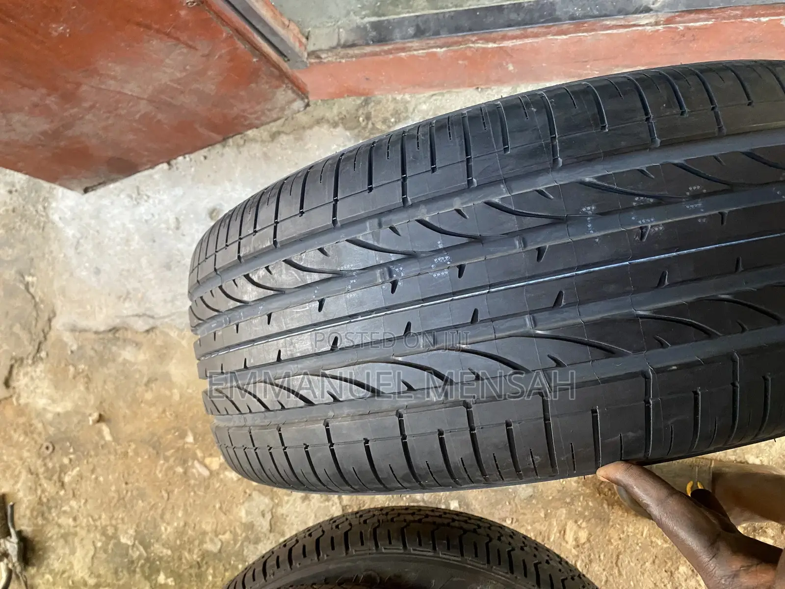 285/60r18 Bridgestone Dueler HP