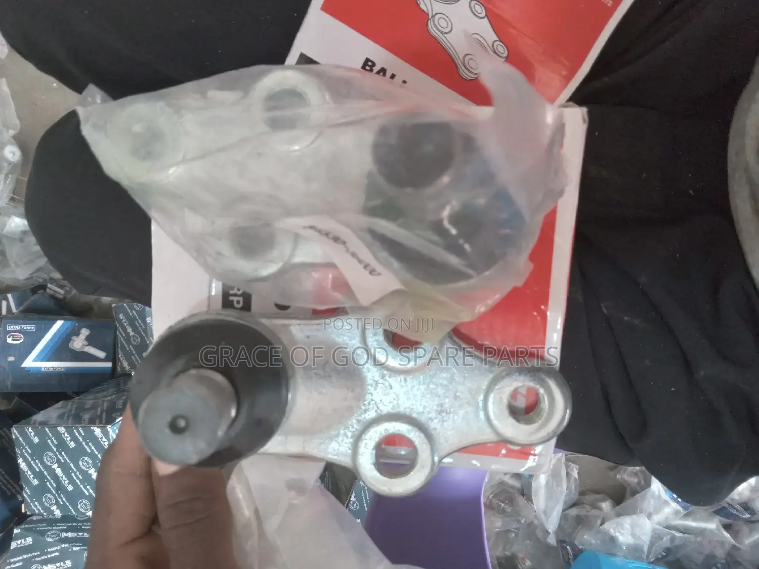 Hyundai Tucsson Lower Arm Ball Joint Set Original