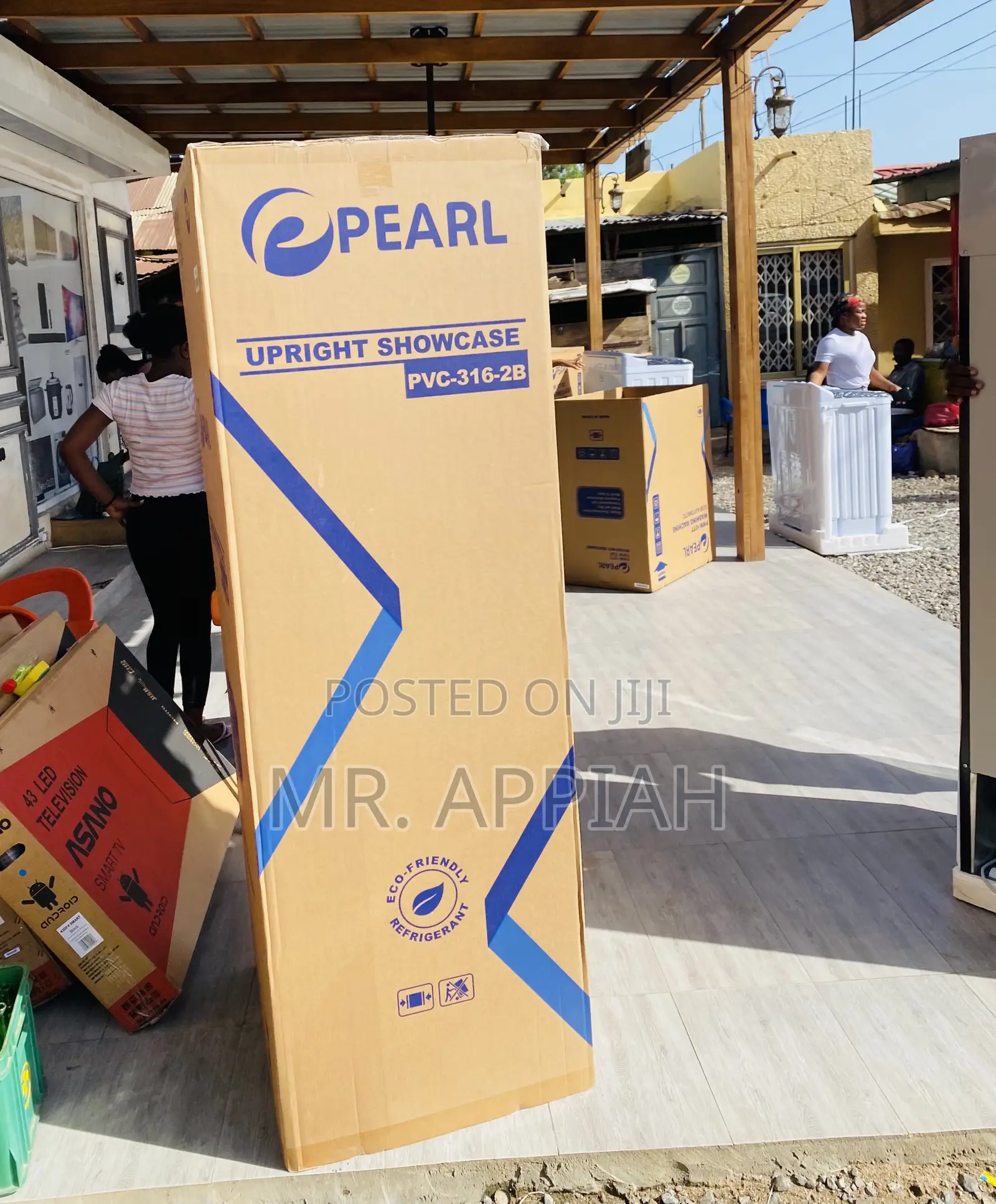 Super Adorable Pearl PVC-316 1 Door Display Fridge.