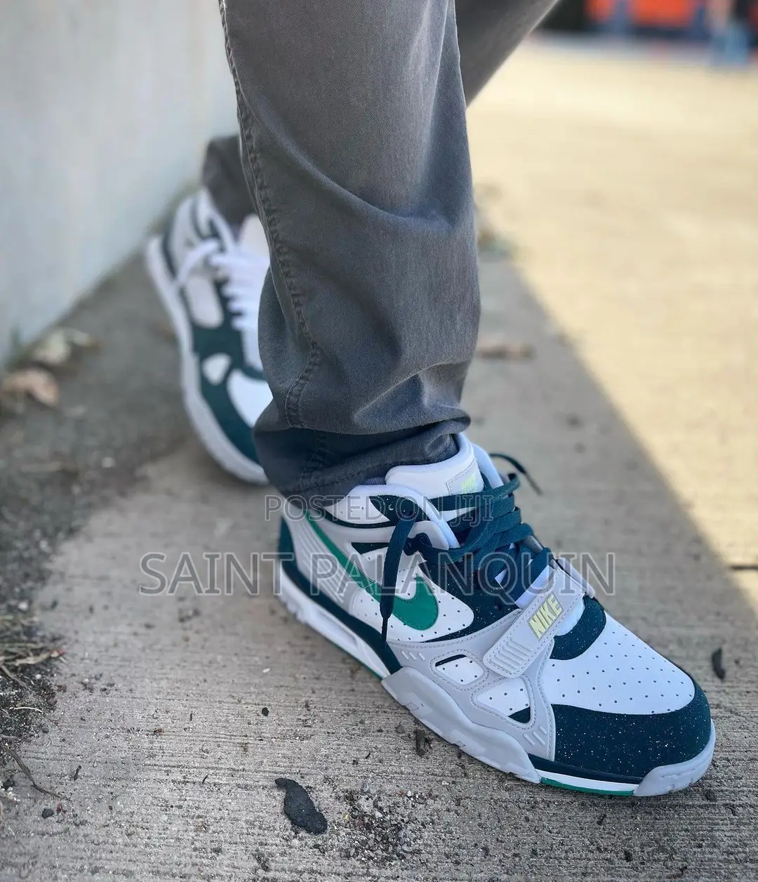 Nike Sneaker