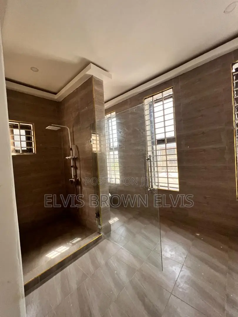 4bdrm House in East Legon Hills, Ashaley Botwe for sale