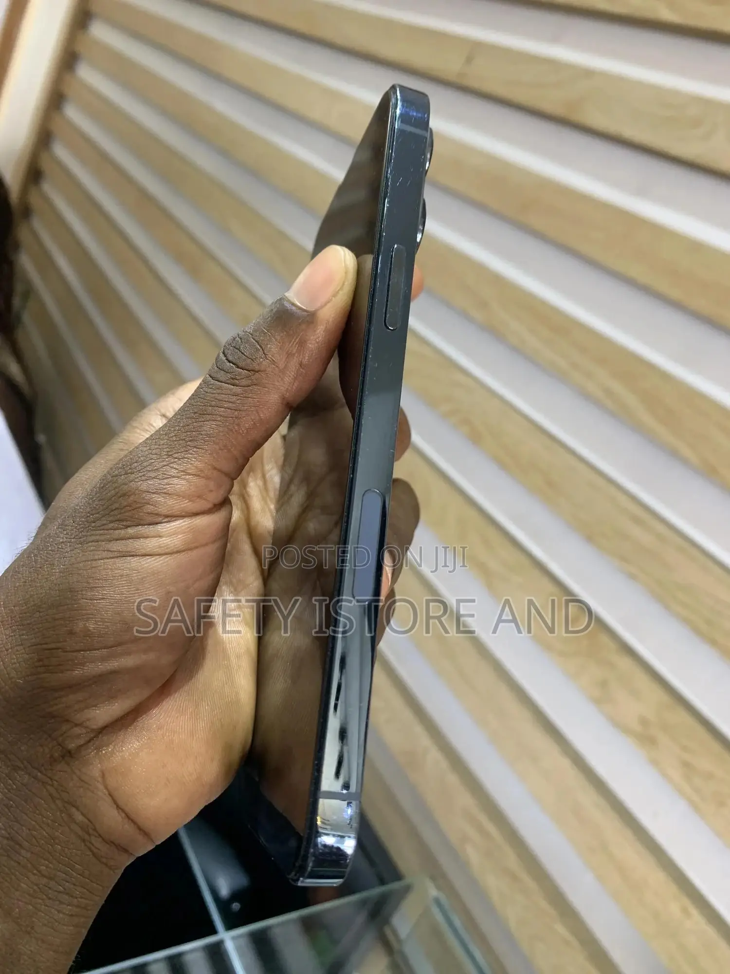 New Apple iPhone 13 Pro Max 128 GB Blue