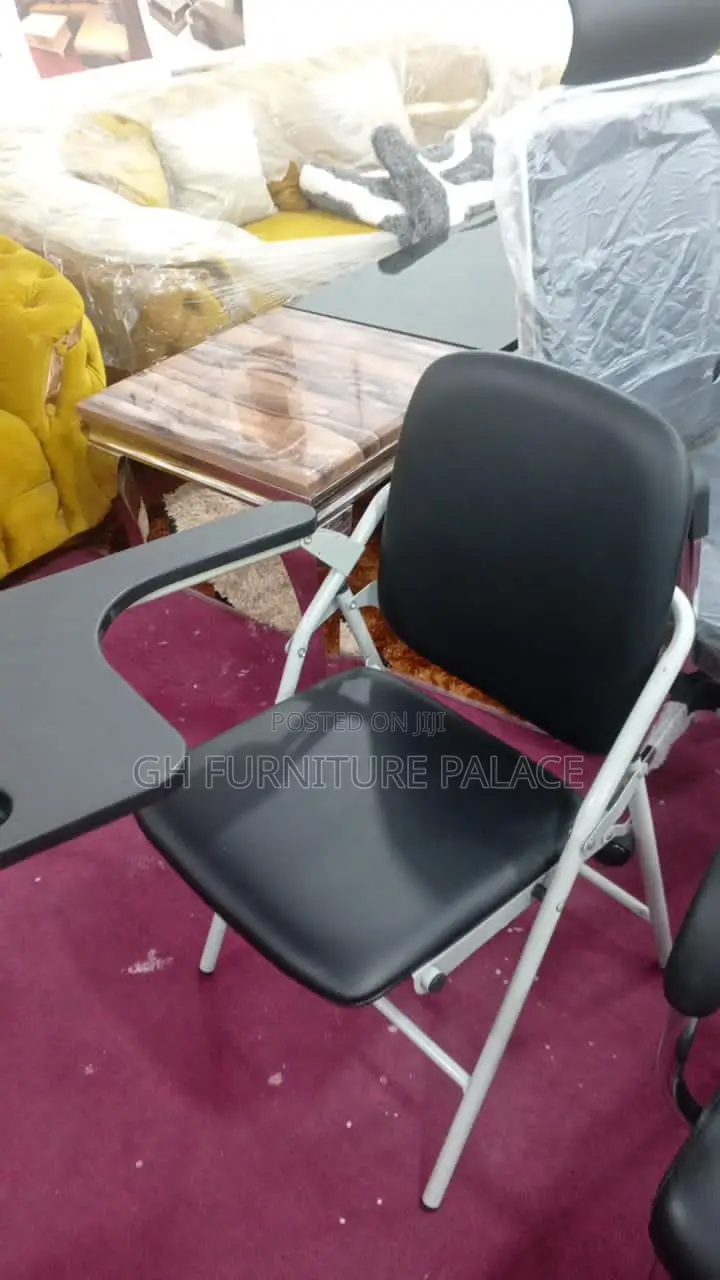 Study Chair With Pad