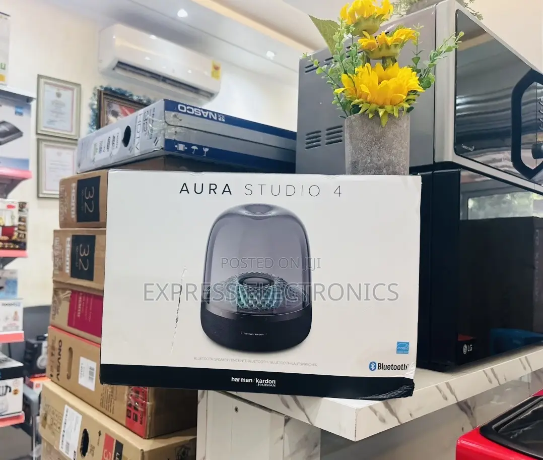 Very Awesome Bluetooth Speaker Aura Studio 4