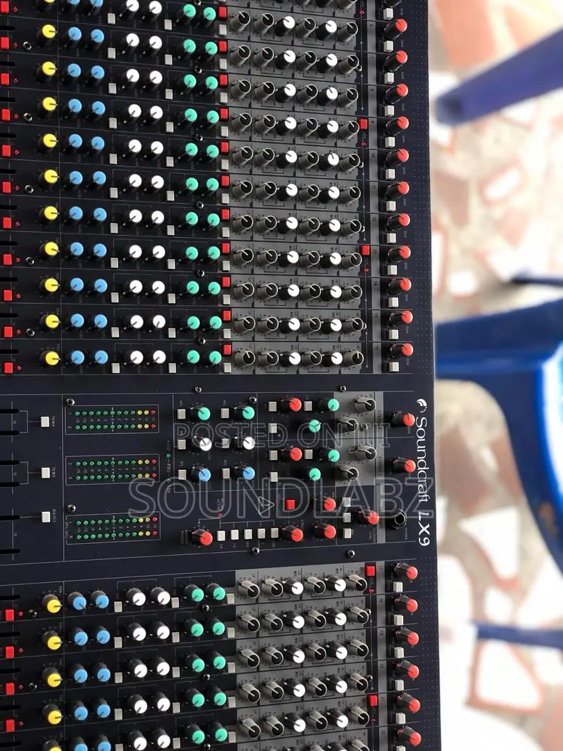 Soundcraft Lx9 24-channel Professional Live Audio Mixer