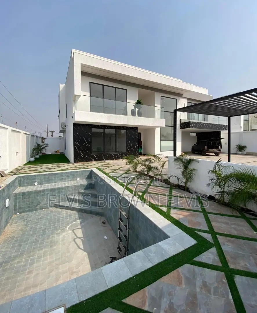 4bdrm House in Botwe for sale