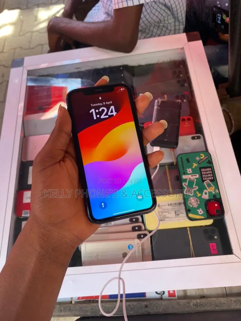 Apple iPhone 11 128 GB Red