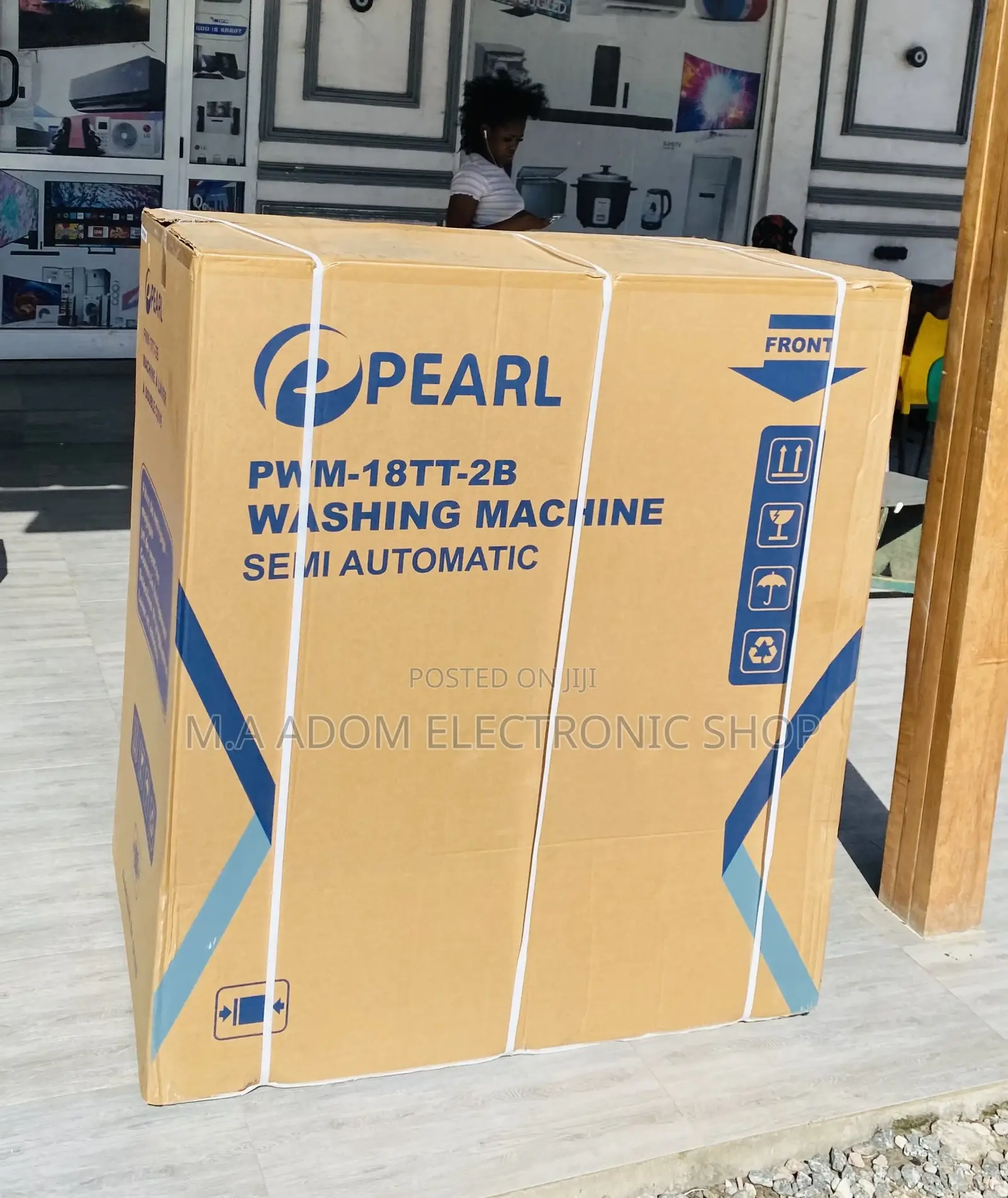 Affordable Pear 18kg Top Load Electric Washing Machine.