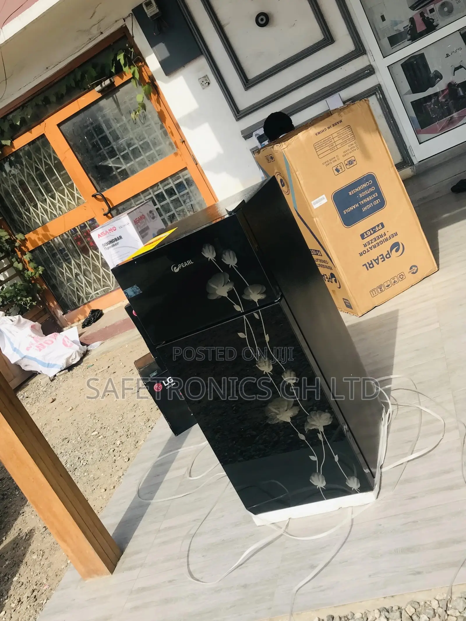 Black Topfreezer PF-17T Glass Doubledoor Pearl Fridge