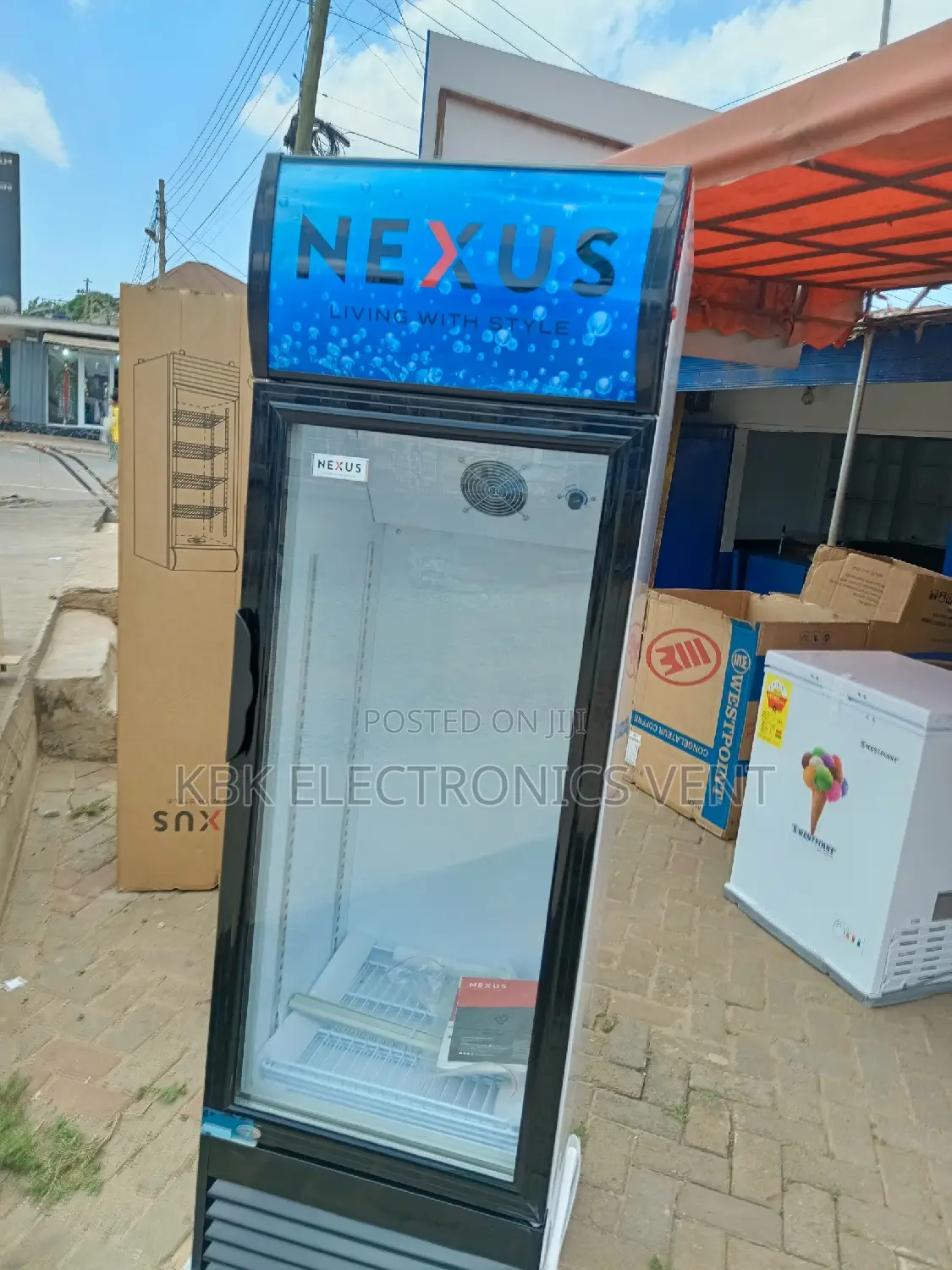 Nexus 250ltr Showcase Refrigerator