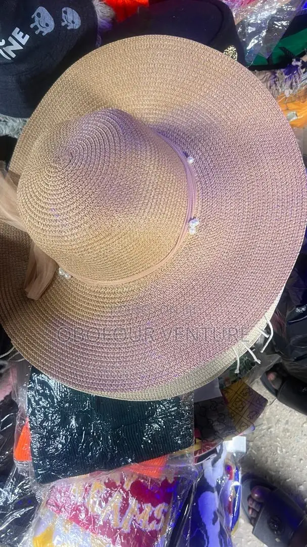 Ladies Straw Hat or Beach Hat Available. 1