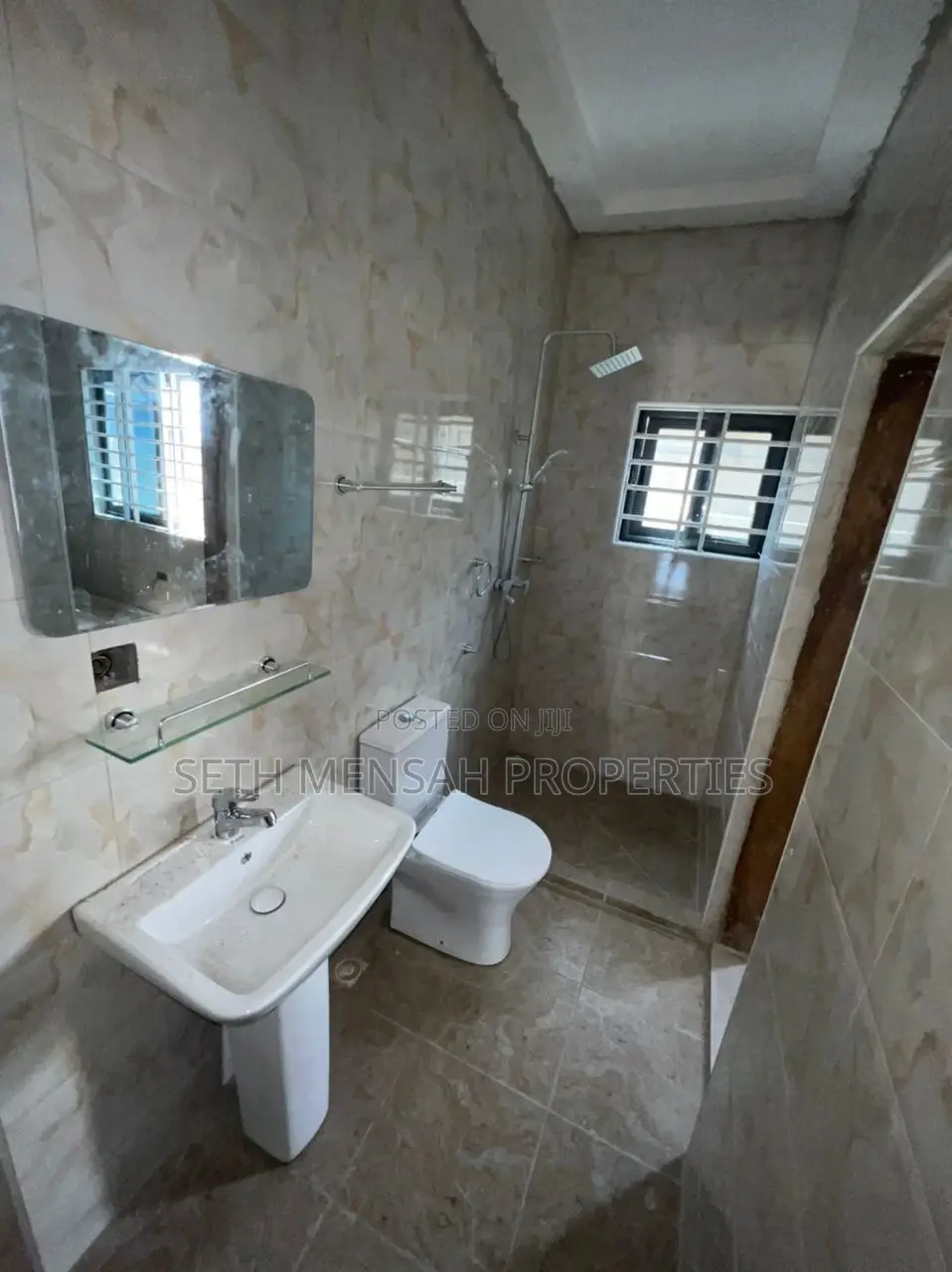 3bdrm House in Skm, Ablekuma for sale