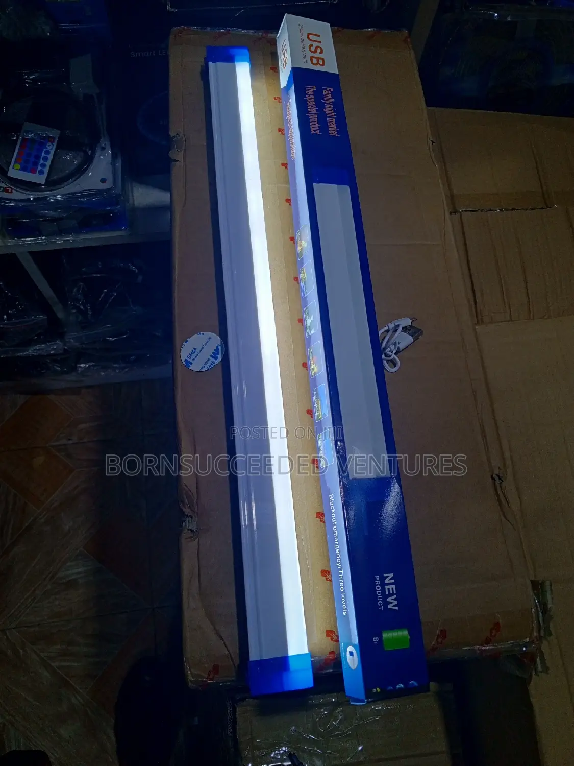 8 Hours Rechargeable Lamp