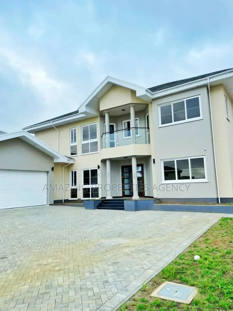 4bdrm House in Cantonments for sale