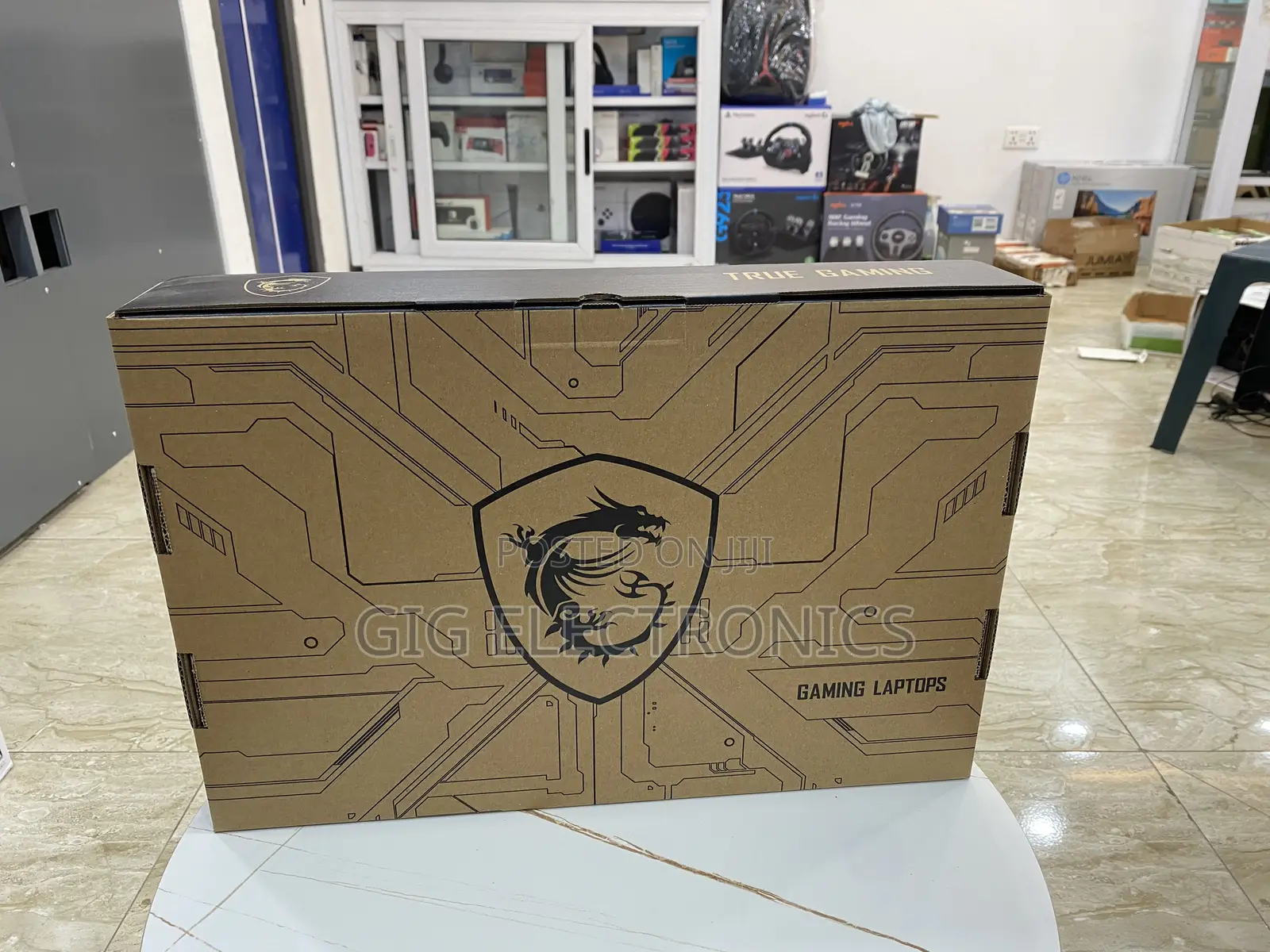 New Laptop MSI GF63 8GB Intel Core I5 SSD 1T