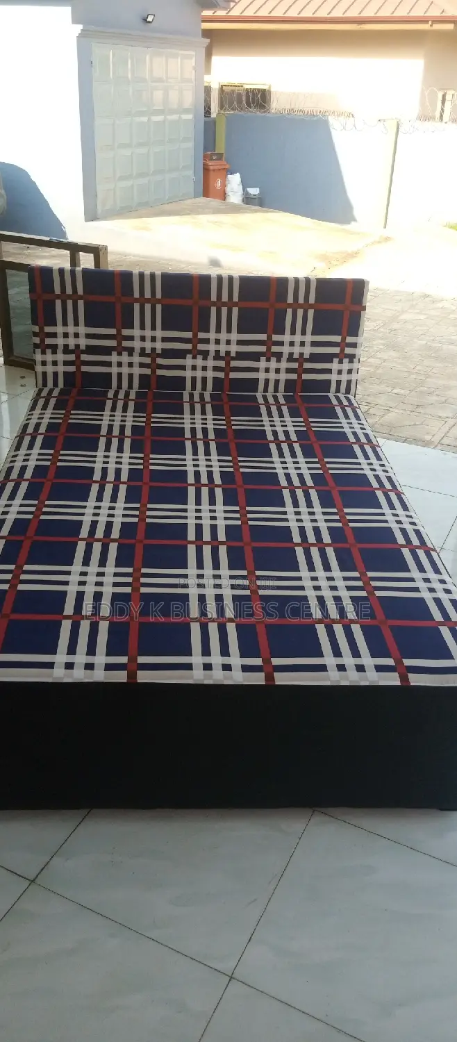 Inbuilt Bed