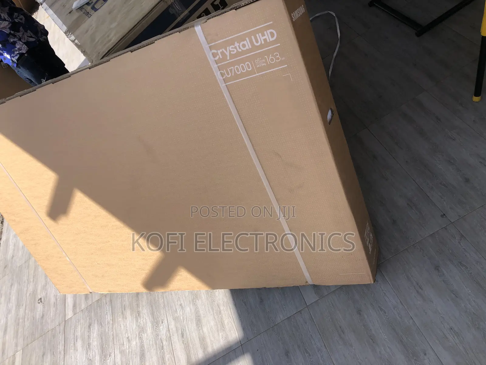 Improved Quality Samsung 65′′Crystal UHD Smart TV (2023)