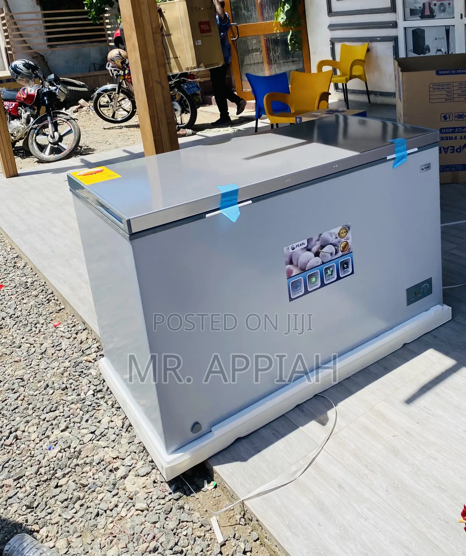 Energy Saving Pearl PCF-460 Single Door Electric Freezer.