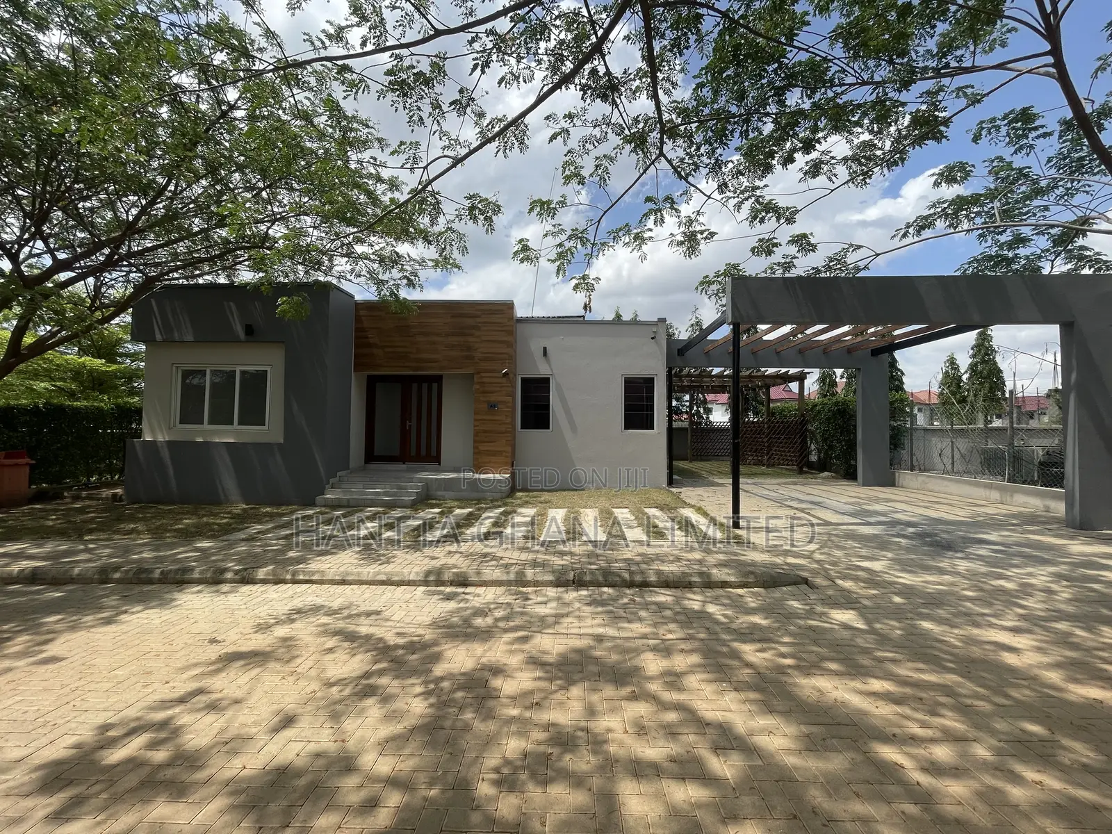 3bdrm House in East Legon Hills for rent
