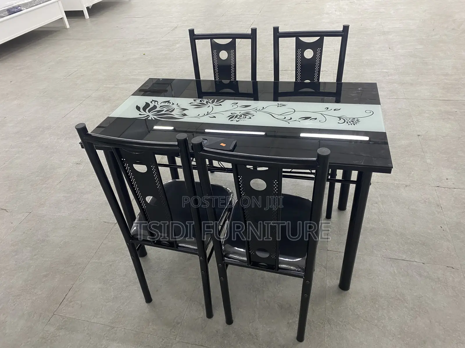 Quality Dining Sets