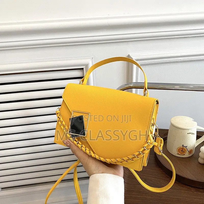 Square Shoulder Bag Chain Handle Small Handbags Designer Sol