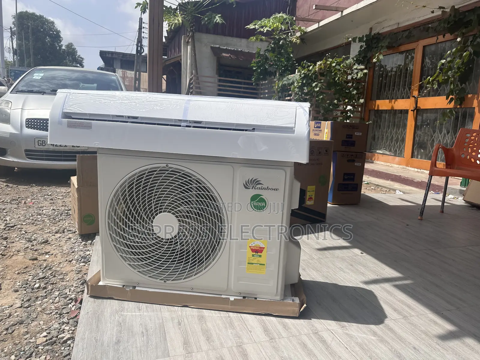 Rainbow Split R410 Gas White 2hp
