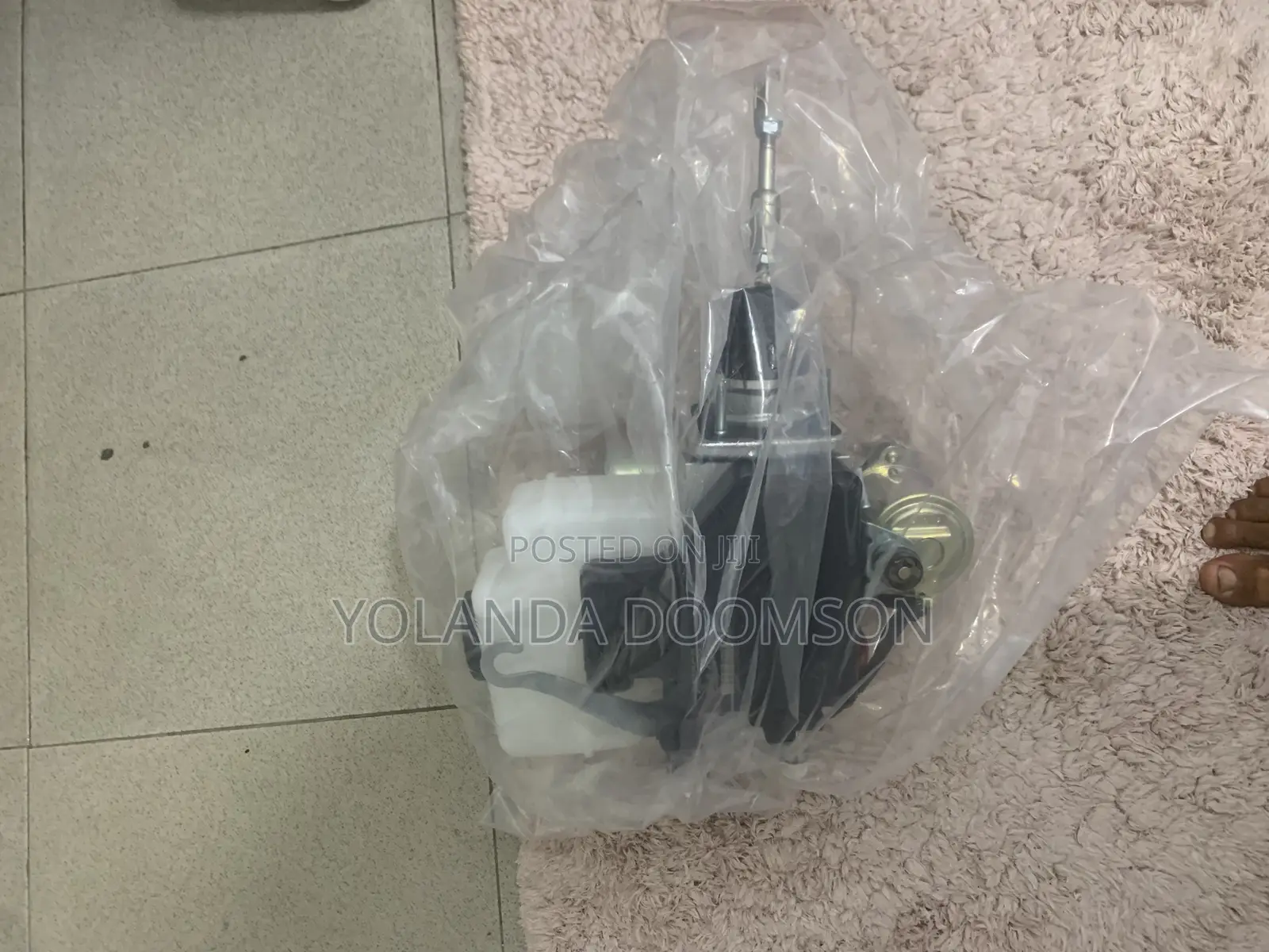 Toyota Land Cruiser ABS (V8)BRAND NEW