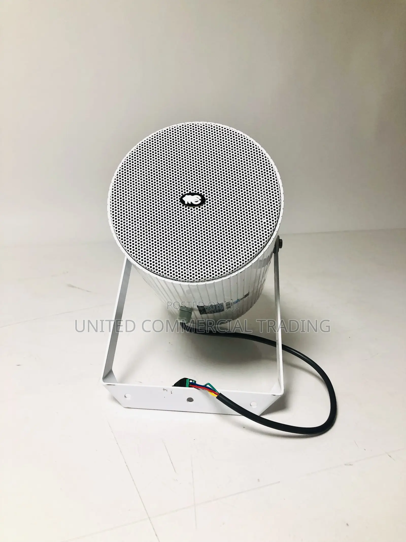 Outdoor Dual-Projection Speaker
