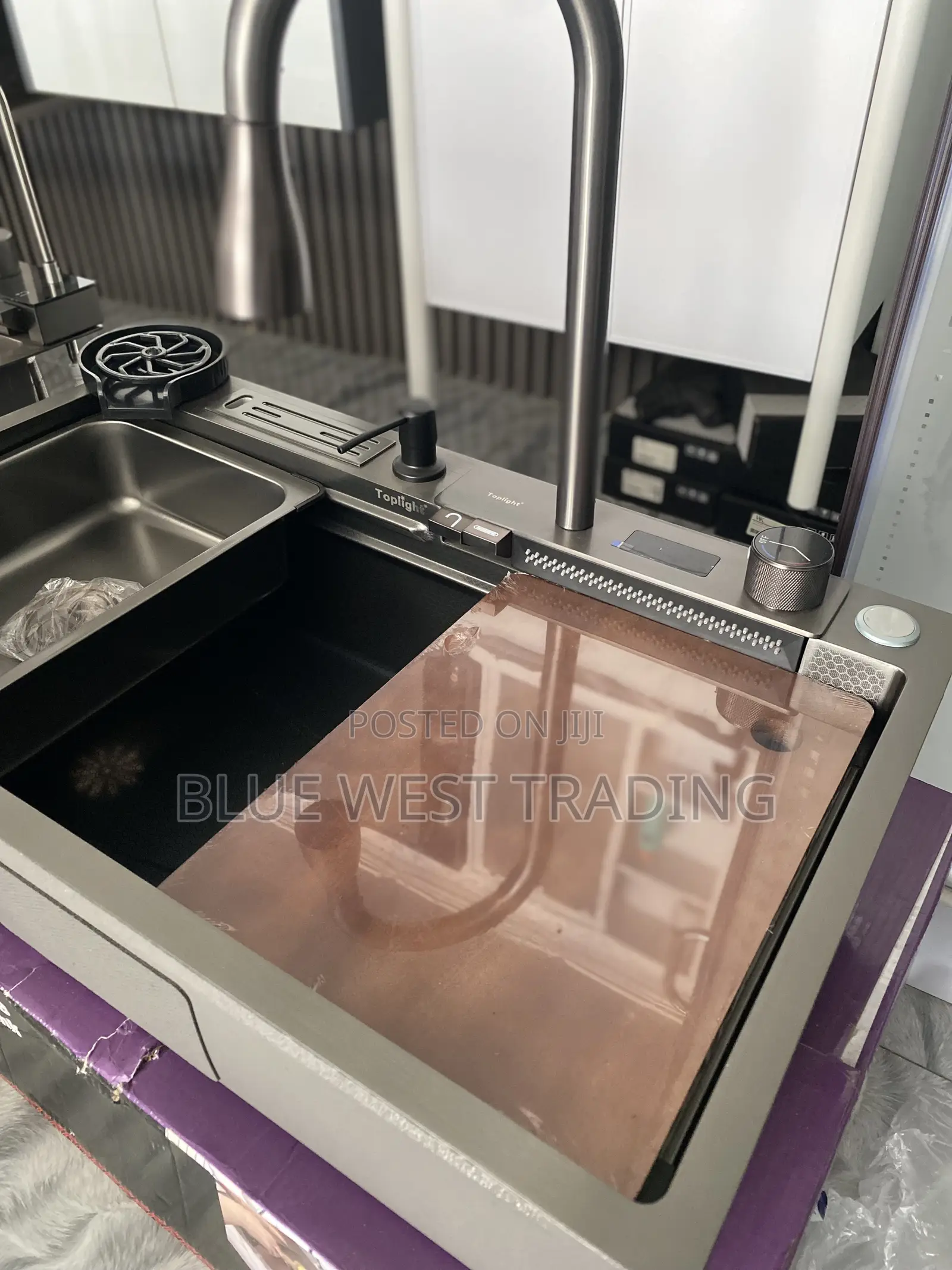Multifunctional Cabinet Sink With LED Temperature Display