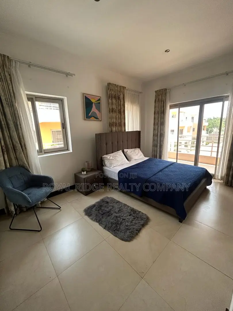 Furnished 5bdrm Townhouse / Terrace for rent