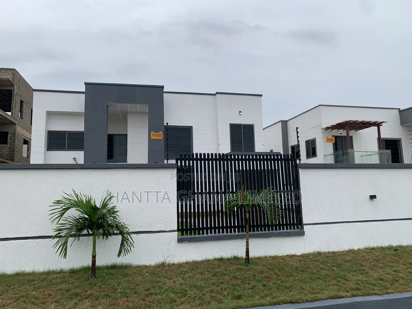 5bdrm House in Adjiringanor, East Legon for sale